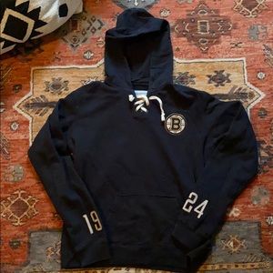 Women’s Boston Bruins Sweatshirt